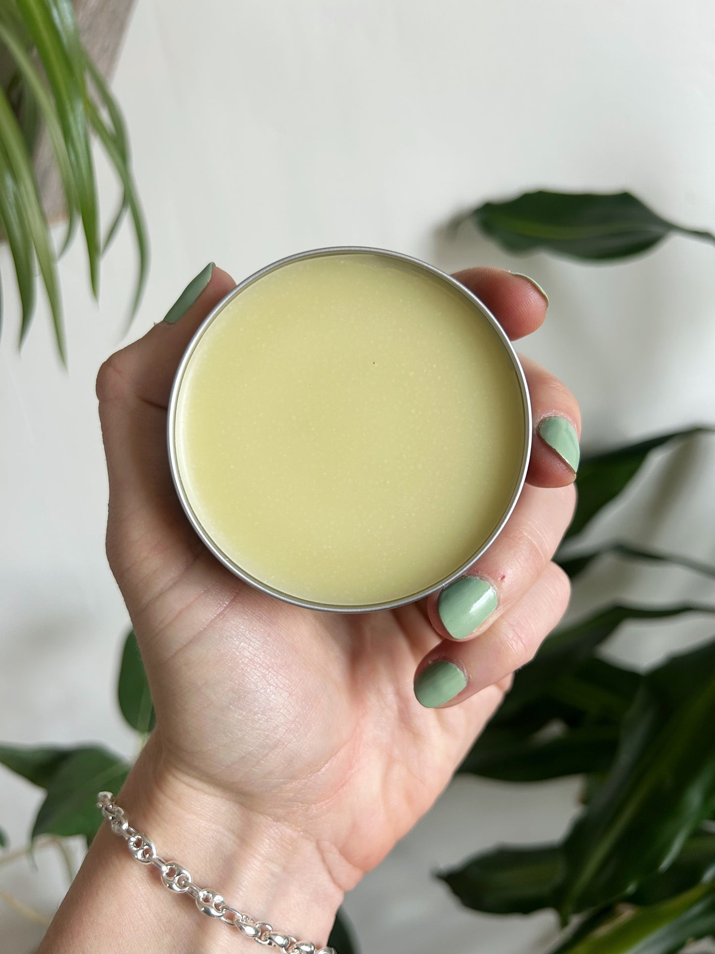 A soothing botanical balm for tension, sore muscles, and stiff joints.