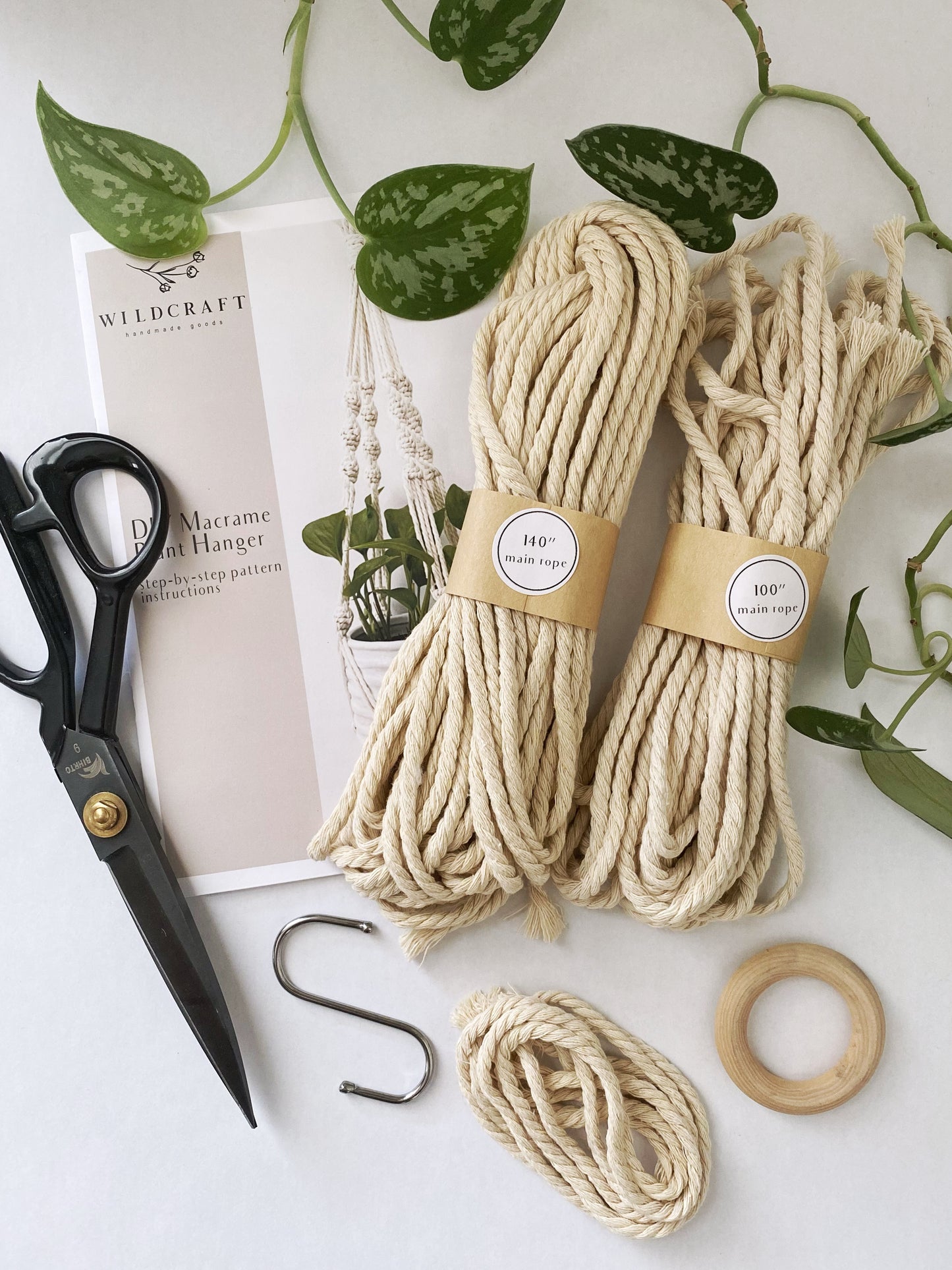 DIY Macrame Kit for Adults Beginners, 4 Macrame Plant Hanger Kit + Froocy  Macrame Starter Kit Includes: 100% Cotton Macrame Cord 3 mm + 4 Wooden  Rings